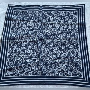 Cottagecore Vintage Robinson Golluber Scarf
